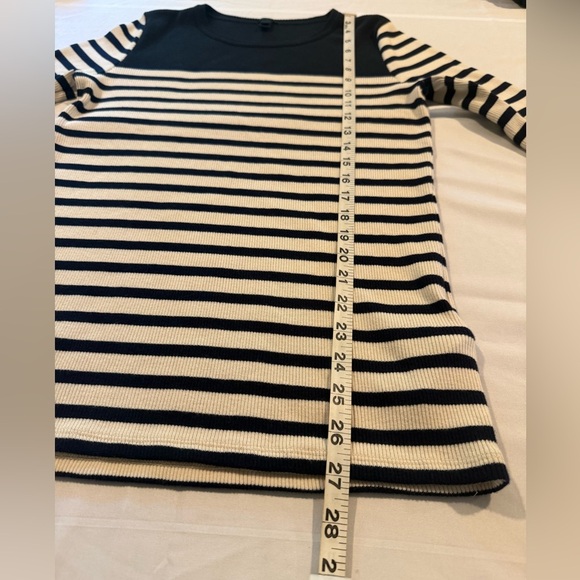 J.Crew Navy Blue & Cream Striped Sweater - M - NWOT - Picture 8 of 12